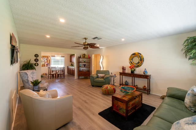708 SW 18TH Street, Boynton Beach FL 33426 - Boynton Beach, FL - Photo 4
