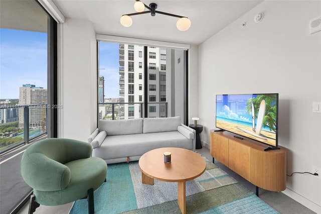11 NE 6th St # 2214, Miami FL 33132 - Miami, FL - Photo 6