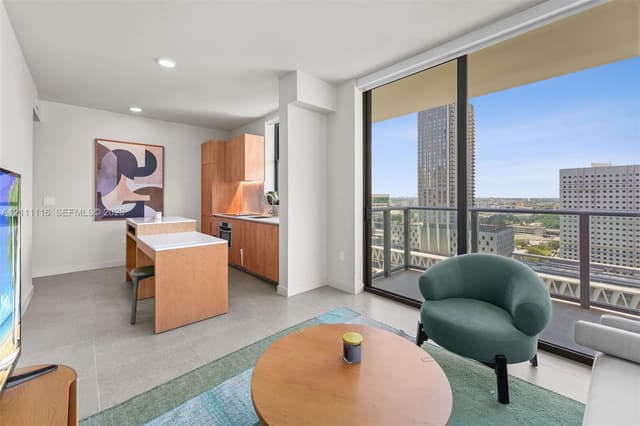 11 NE 6th St # 2214, Miami FL 33132 - Miami, FL - Photo 3