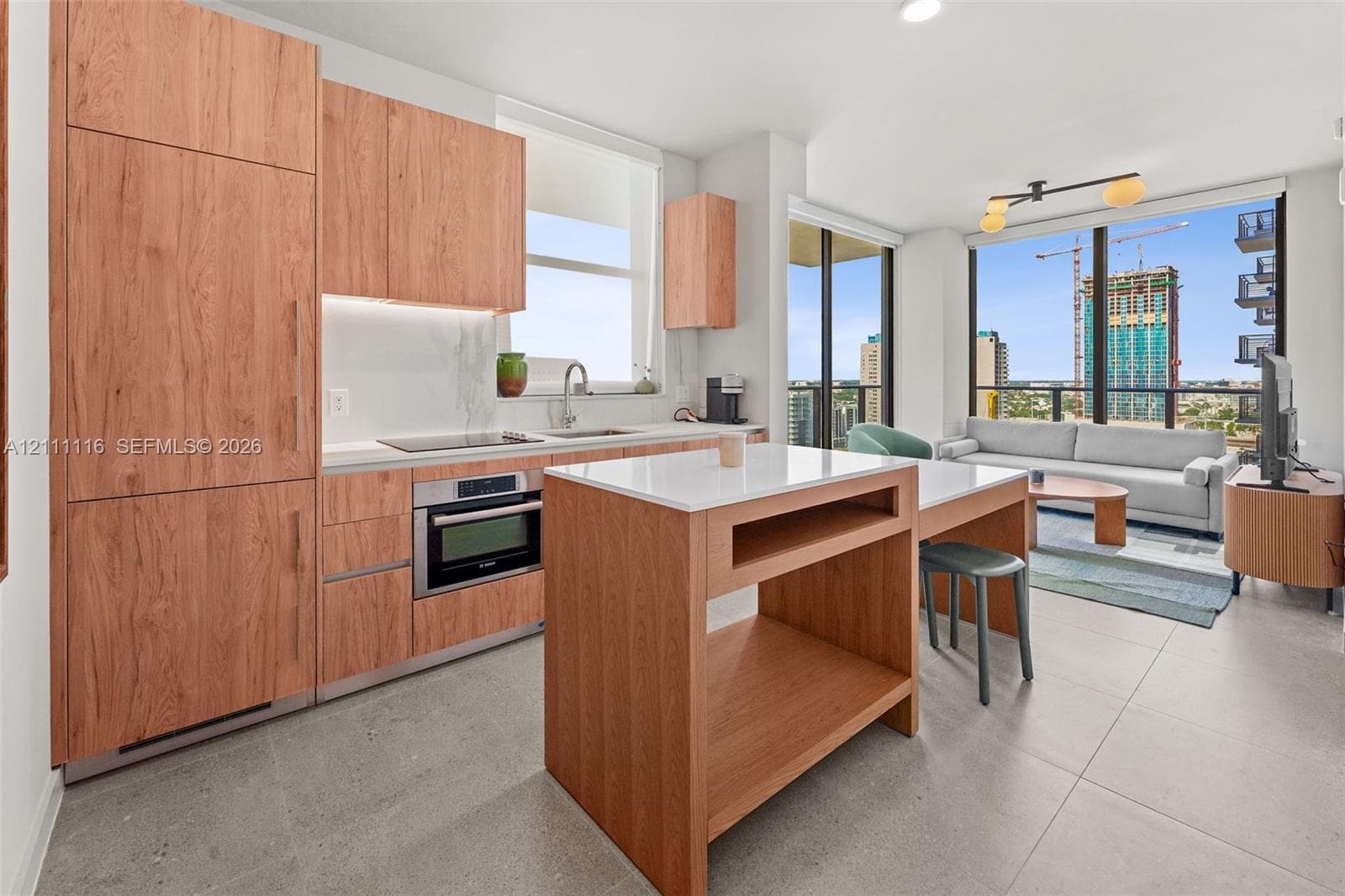 11 NE 6th St # 2214, Miami FL 33132