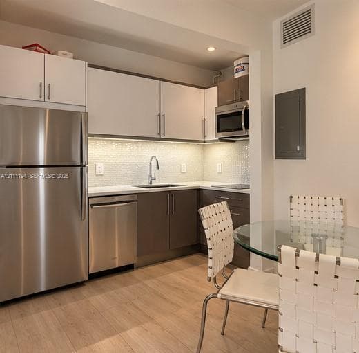 700 16th St # 210, Miami Beach FL 33139 - Miami Beach, FL - Photo 2