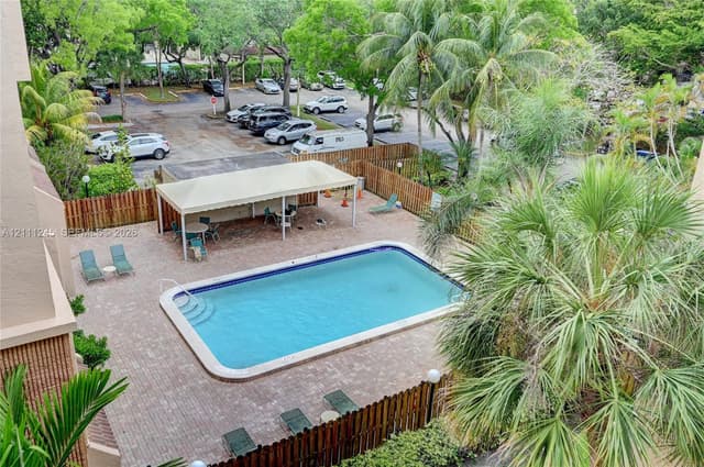 6800 Cypress Rd # 506, Plantation FL 33317 - Plantation, FL - Photo 2