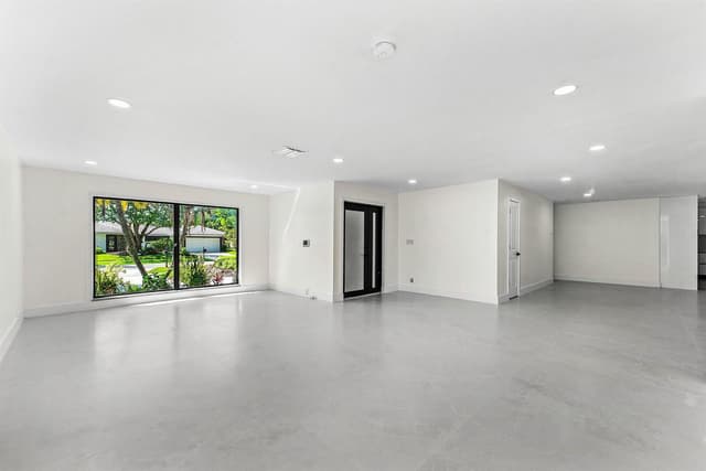 10264 Crosswind Road, Boca Raton FL 33498 - Boca Raton, FL - Photo 4