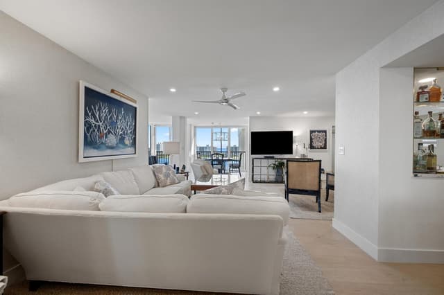 19800 Sandpointe Bay Drive # 807, Tequesta FL 33469 - Tequesta, FL - Photo 6