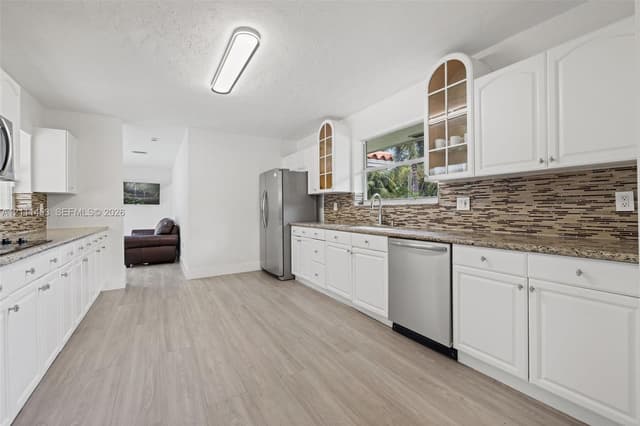 1254 Polk St, Hollywood FL 33019 - Hollywood, FL - Photo 7