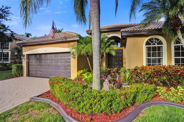 694 SW 159th Ln, Pembroke Pines FL 33027 - Pembroke Pines, FL - Photo 4