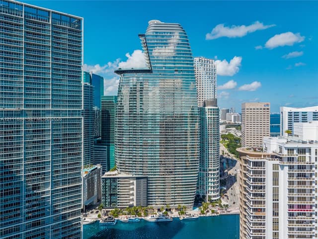 300 Biscayne Boulevard Way # 3501E, Miami FL 33131 - Miami, FL - Photo 2