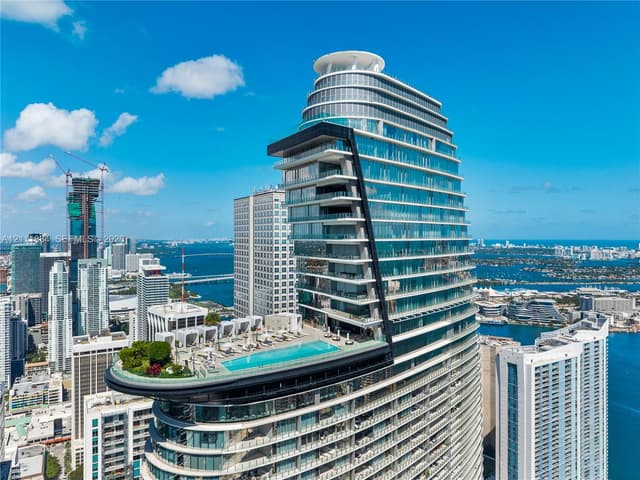 300 Biscayne Boulevard Way # 3501E, Miami FL 33131 - Miami, FL - Photo 3