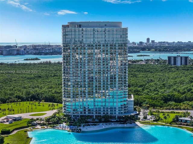 2411 Laguna Cir # 2311, North Miami FL 33180 - North Miami, FL - Photo 2