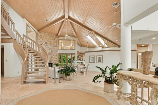 13868 LE BATEAU Isle, Palm Beach Gardens FL 33410 - Palm Beach Gardens, FL - Photo 3
