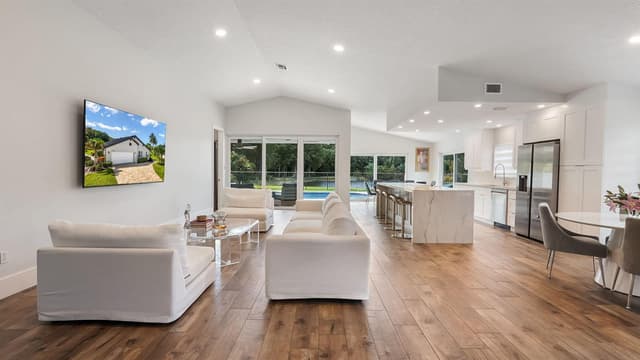 21464 Bridgeview Drive, Boca Raton FL 33428 - Boca Raton, FL - Photo 6
