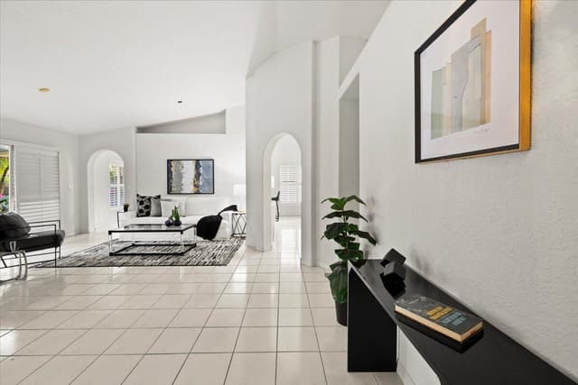 363 SW 161st Avenue, Pembroke Pines FL 33027 - Pembroke Pines, FL - Photo 5
