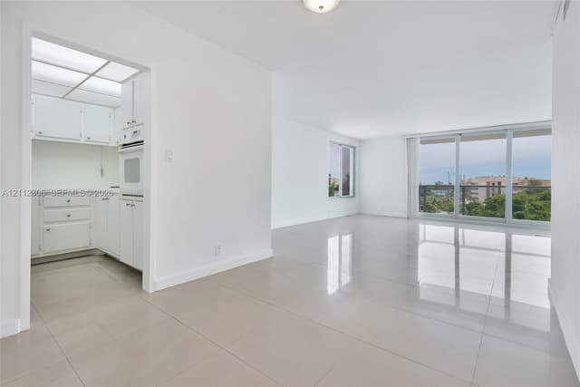 1000 West Ave # 510, Miami Beach FL 33139 - Miami Beach, FL - Photo 2