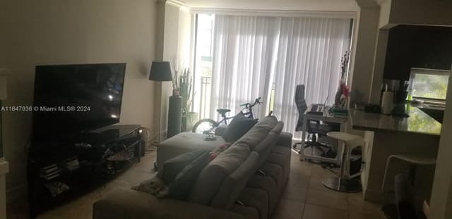 17021 N Bay Rd # 127, Sunny Isles Beach FL 33160 - Sunny Isles Beach, FL - Photo 3