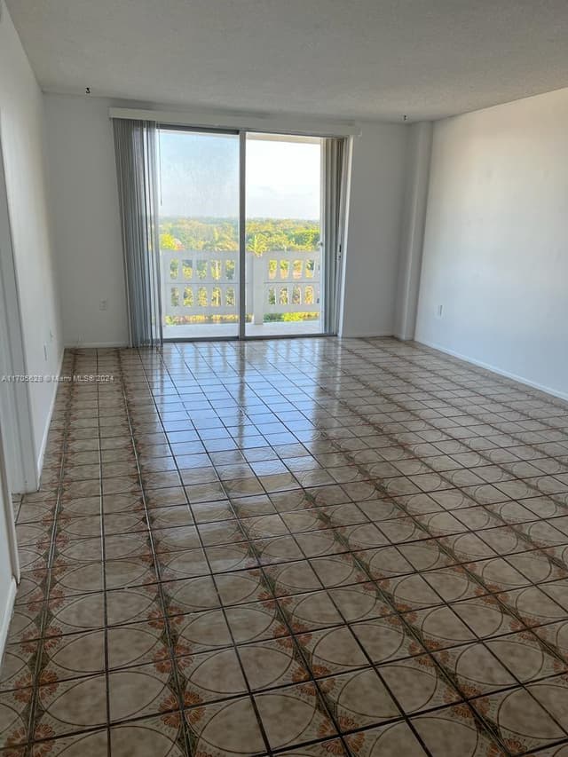 15600 NW 7th Ave # 821, Miami FL 33169 - Miami, FL - Photo 5