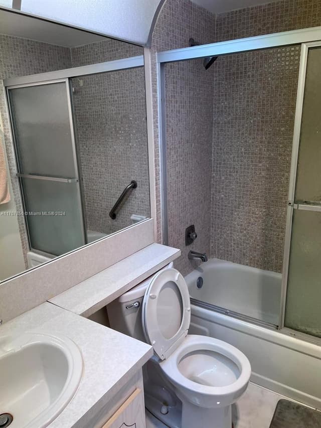 324 Fanshaw H # H, Boca Raton FL 33434 - Boca Raton, FL - Photo 6