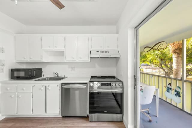 7360 NW 1st Street # 205, Margate FL 33063 - Margate, FL - Photo 2