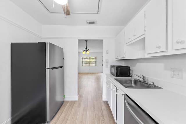 7360 NW 1st Street # 205, Margate FL 33063 - Margate, FL - Photo 5