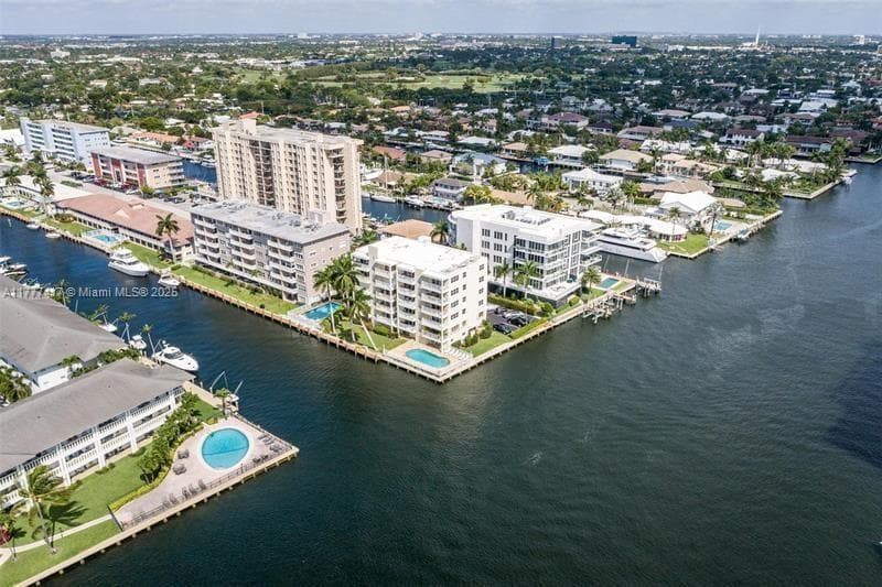 2881 NE 33rd Ct, Fort Lauderdale FL 33306