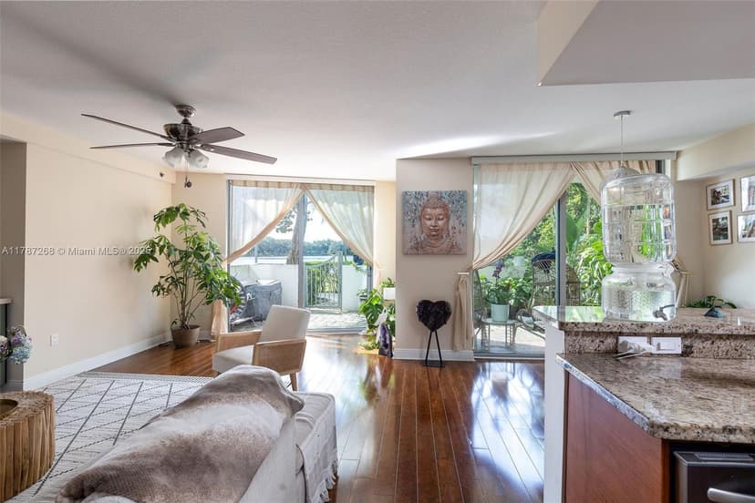 2681 N Flamingo Rd, Sunrise FL 33323