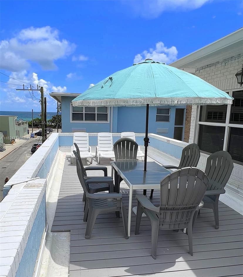 326 Harrison St # 303A, Hollywood FL 33019