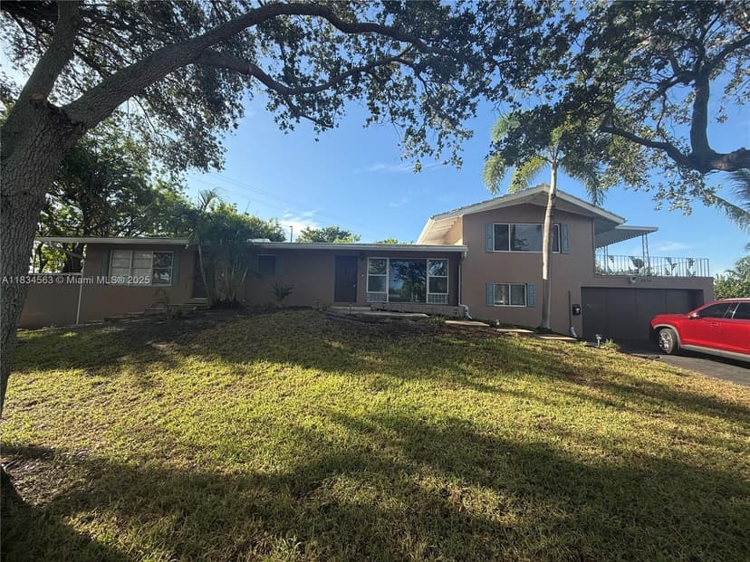 2036 NE 21st Ave, Fort Lauderdale FL 33305