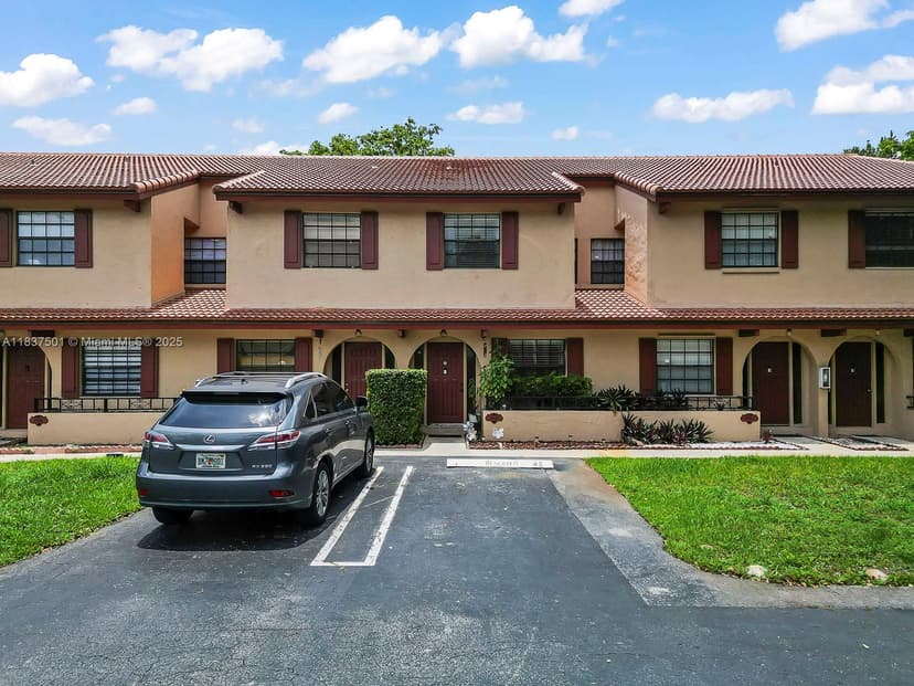 10942 W Sample Rd # E1, Coral Springs FL 33065