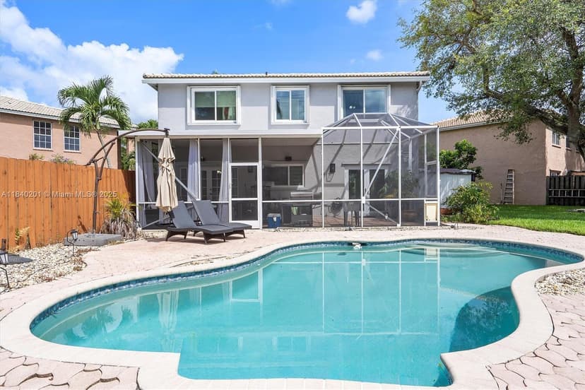 5998 SW 112th Dr, Cooper City FL 33330