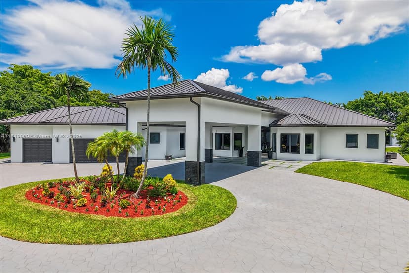 601 Ranch Rd, Weston FL 33326