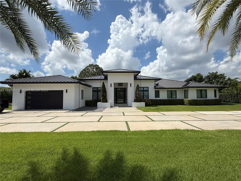 9600 SW 66th St, Miami FL 33173