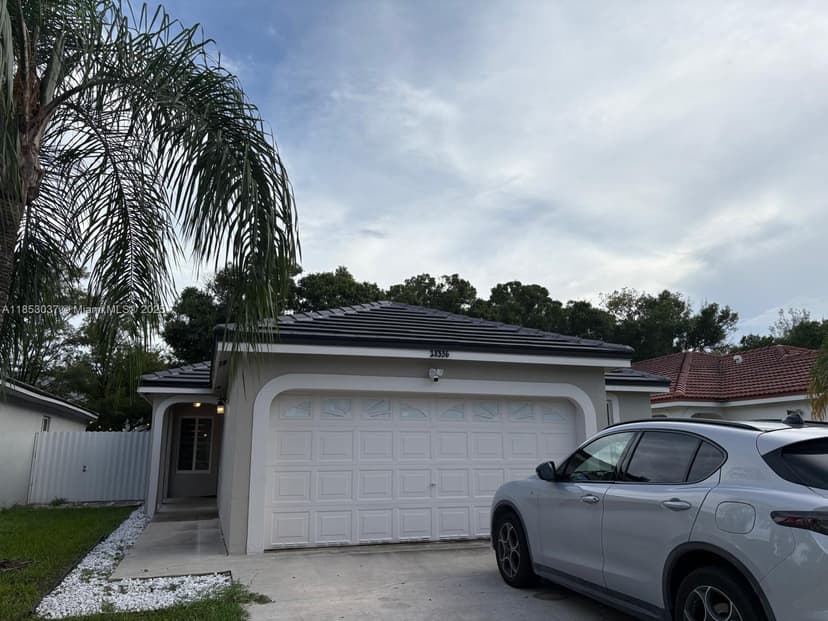 18336 NW 6th St, Pembroke Pines FL 33029