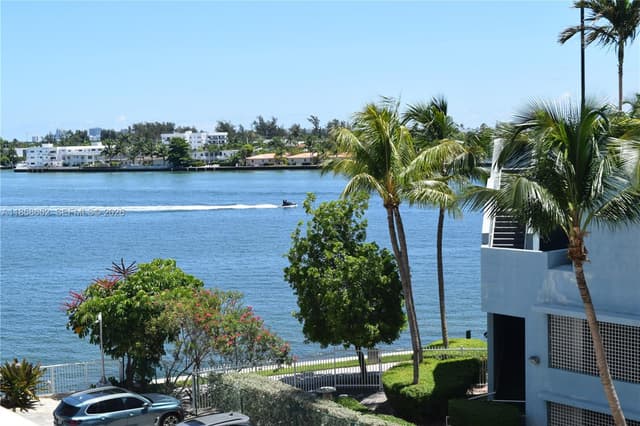 1865 79th St Cswy # 4C, North Bay Village FL 33141 - North Bay Village, FL - Photo 3