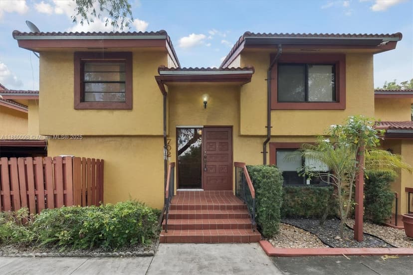 5975 SW 137th Ave # 702, Miami FL 33183