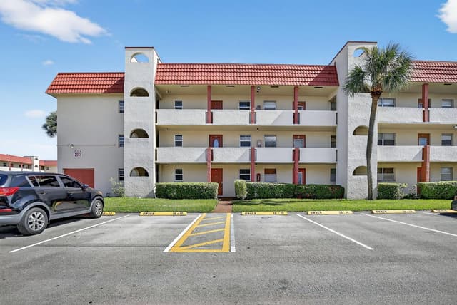 2951 Sunrise Lakes Drive E # 107, Sunrise FL 33322 - Sunrise, FL - Photo 2