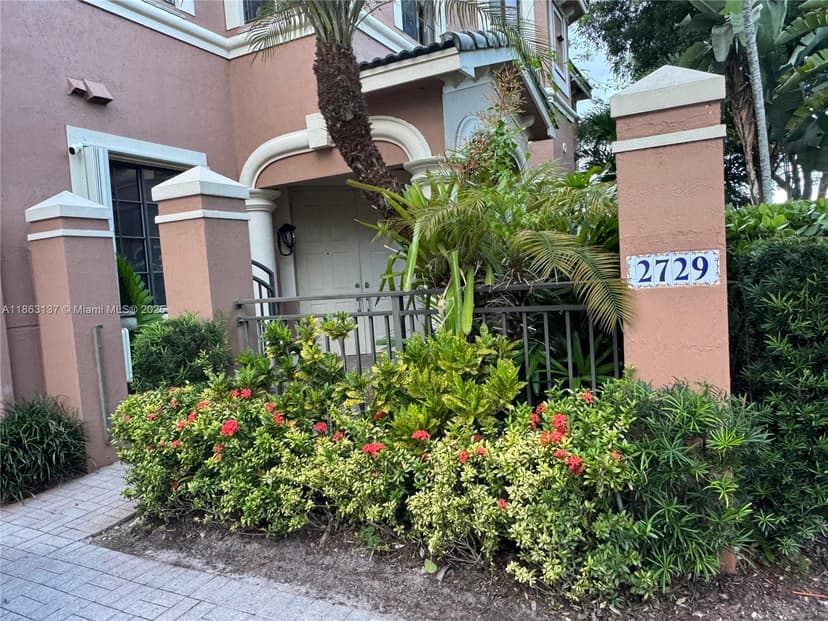 2729 Kinsington Cir # 2, Weston FL 33332