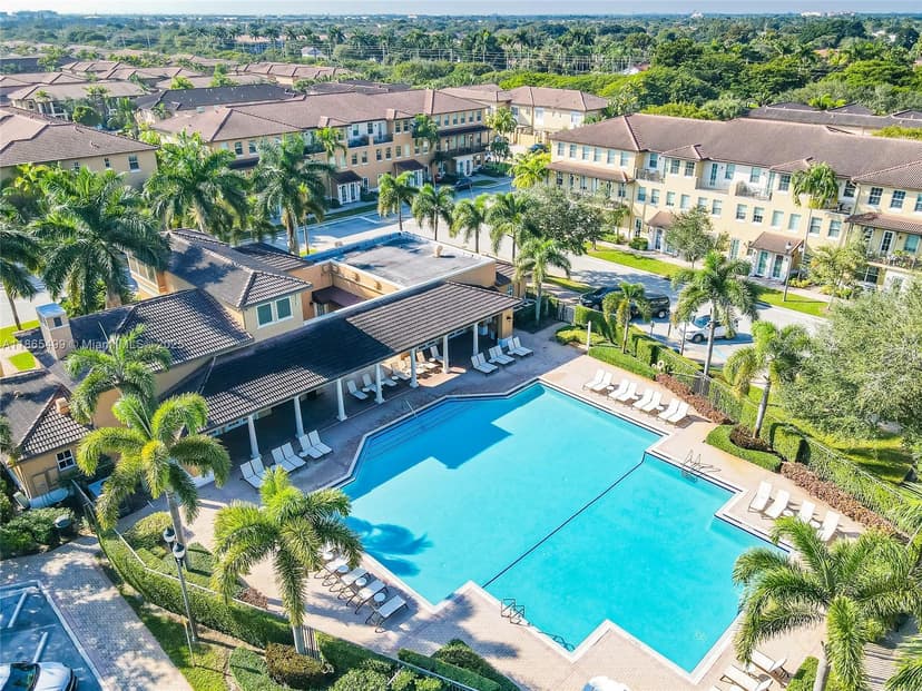 14749 SW 9th St # 3110, Pembroke Pines FL 33027