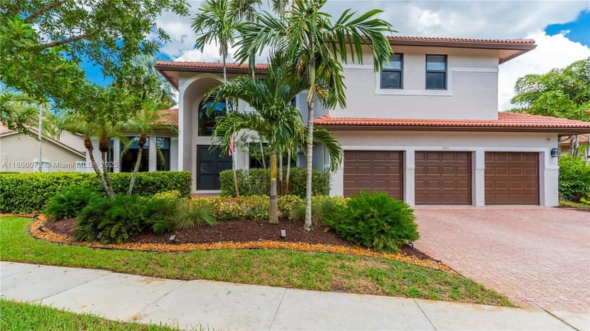 1411 NW 179th Ave, Pembroke Pines FL 33029