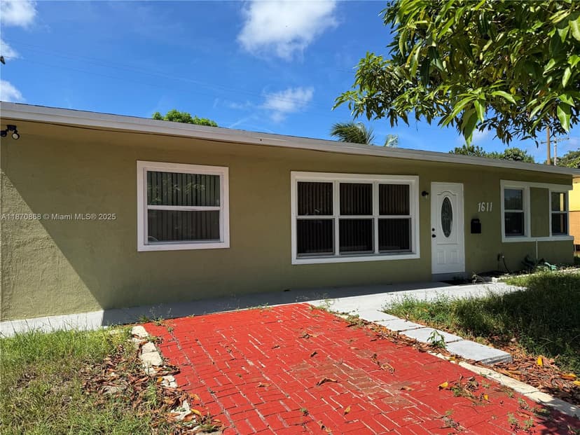 1611 NE 32nd PL, Pompano Beach FL 33064