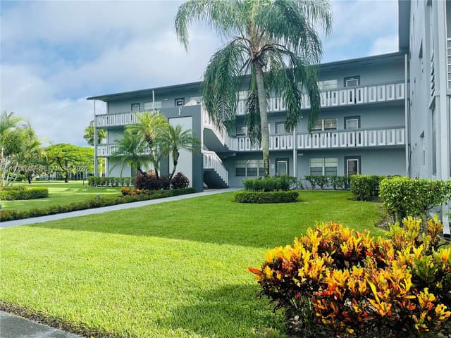 251 S Suffolk F # 251, Boca Raton FL 33434 - Boca Raton, FL - Photo 2