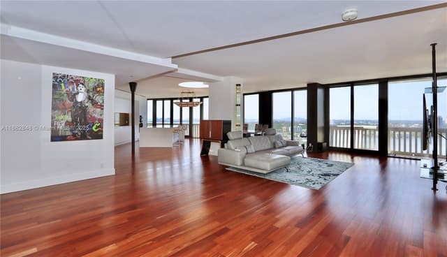 1000 Island Blvd, Aventura FL 33160 - Aventura, FL - Photo 2