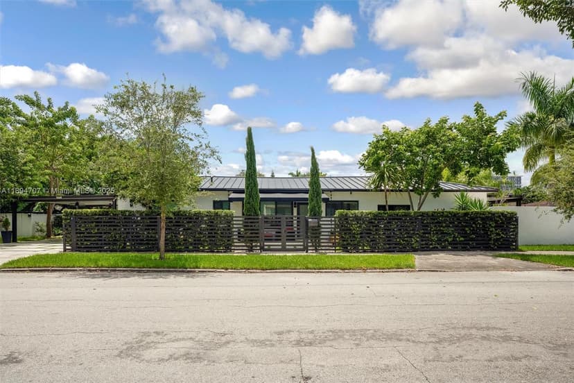 2484 SW 25 ST, Miami FL 33133