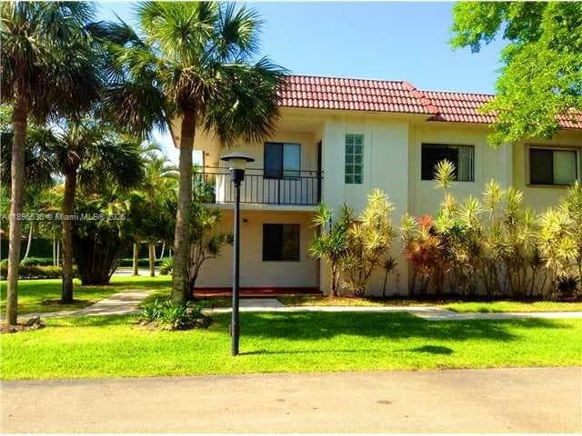 16168 Laurel Dr # 201, Weston FL 33326