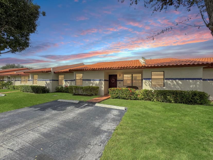 5919 SW 112th Ter, Cooper City FL 33330