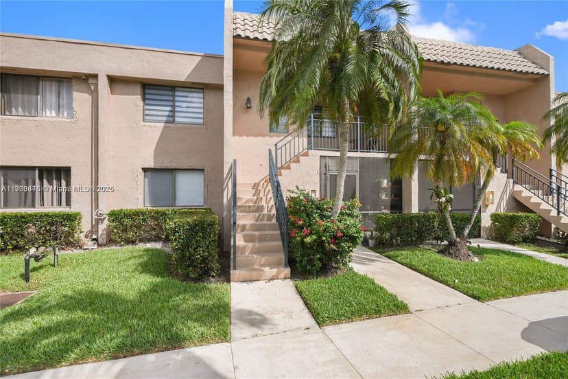 380 Racquet Club Rd # 204, Weston FL 33326