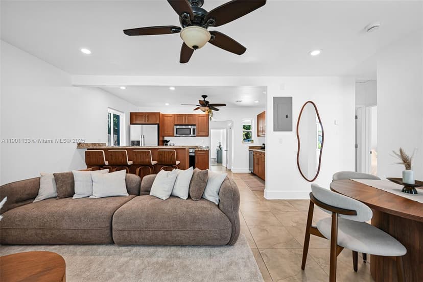 1328 N Andrews Ave, Fort Lauderdale FL 33311