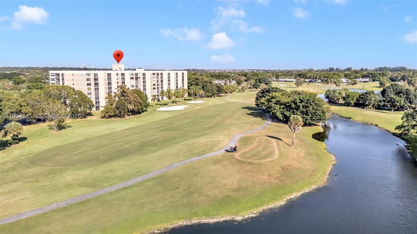 16300 Golf Club Rd # 408, Weston FL 33326