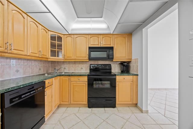 2750 NE 183rd St # 2601, Aventura FL 33160 - Aventura, FL - Photo 7