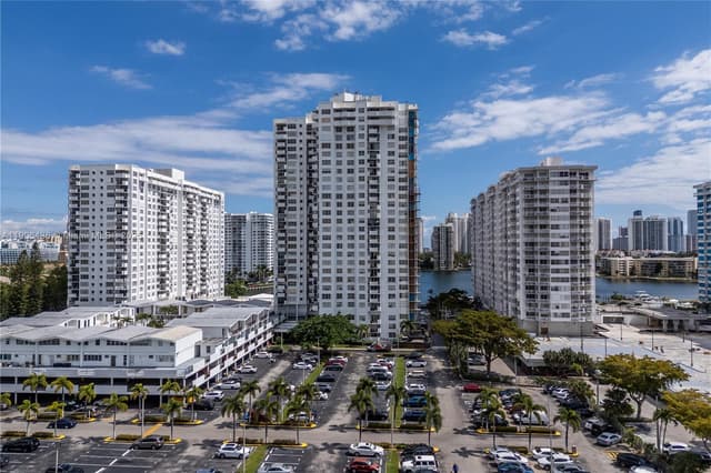 2750 NE 183rd St # 2601, Aventura FL 33160 - Aventura, FL - Photo 3