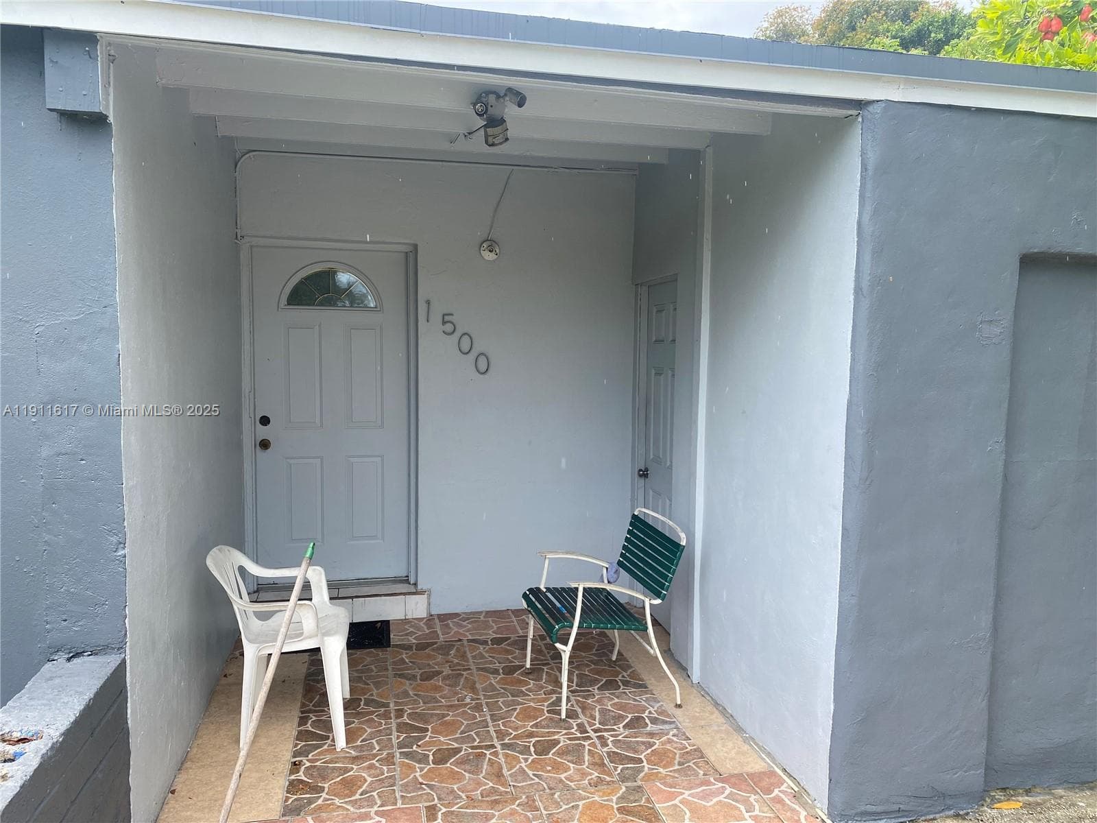 1500 NW 11th Ct, Fort Lauderdale FL 33311 - Fort Lauderdale, FL - Photo 1