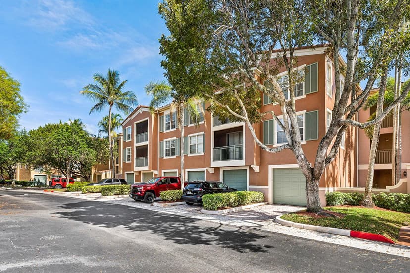 11720 Saint Andrews Place # 206, Wellington FL 33414